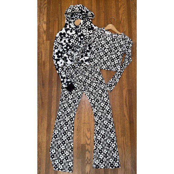 Wild Fable Black White Flowers Floral THREE PIECE SET Hoodie, Top, Pants Small - Picture 13 of 13